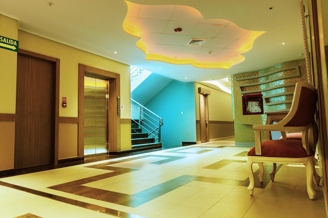 Np Hotel Y Suites Guayaquil Exterior foto